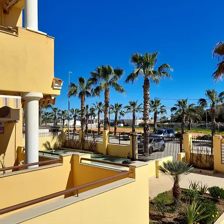 Penthouse, And Pools * دينايا
