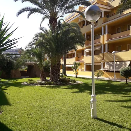 Penthouse, And Pools دينايا